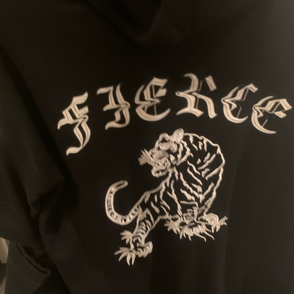 Only Tiger black hoody - Picture 3 of 3